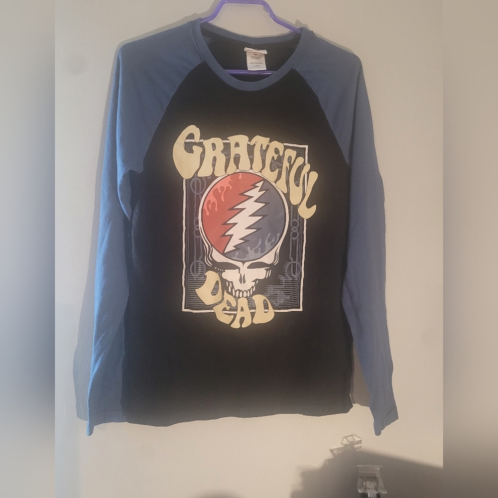 18ptp L27 Neck To Cuff 27Grateful Dead Kids Raglan Shirt - Black and Blue